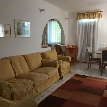 Iris Vendeghaz Tihany